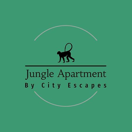 Jungle Escape, City Apartment With Parking & Terrace Честер Екстер'єр фото